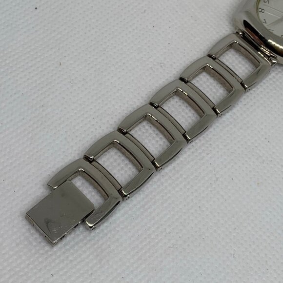 Carriage women watch 26mm case quartz Analog links bracelet size 7” running - Picture 5 of 8